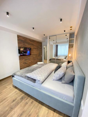 LARGE and MODERN APARTMENT in the CENTRE of CHISINAU
